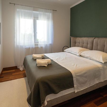 ביוגראד נה מורו Lumaja Luxury Apartman מראה חיצוני תמונה