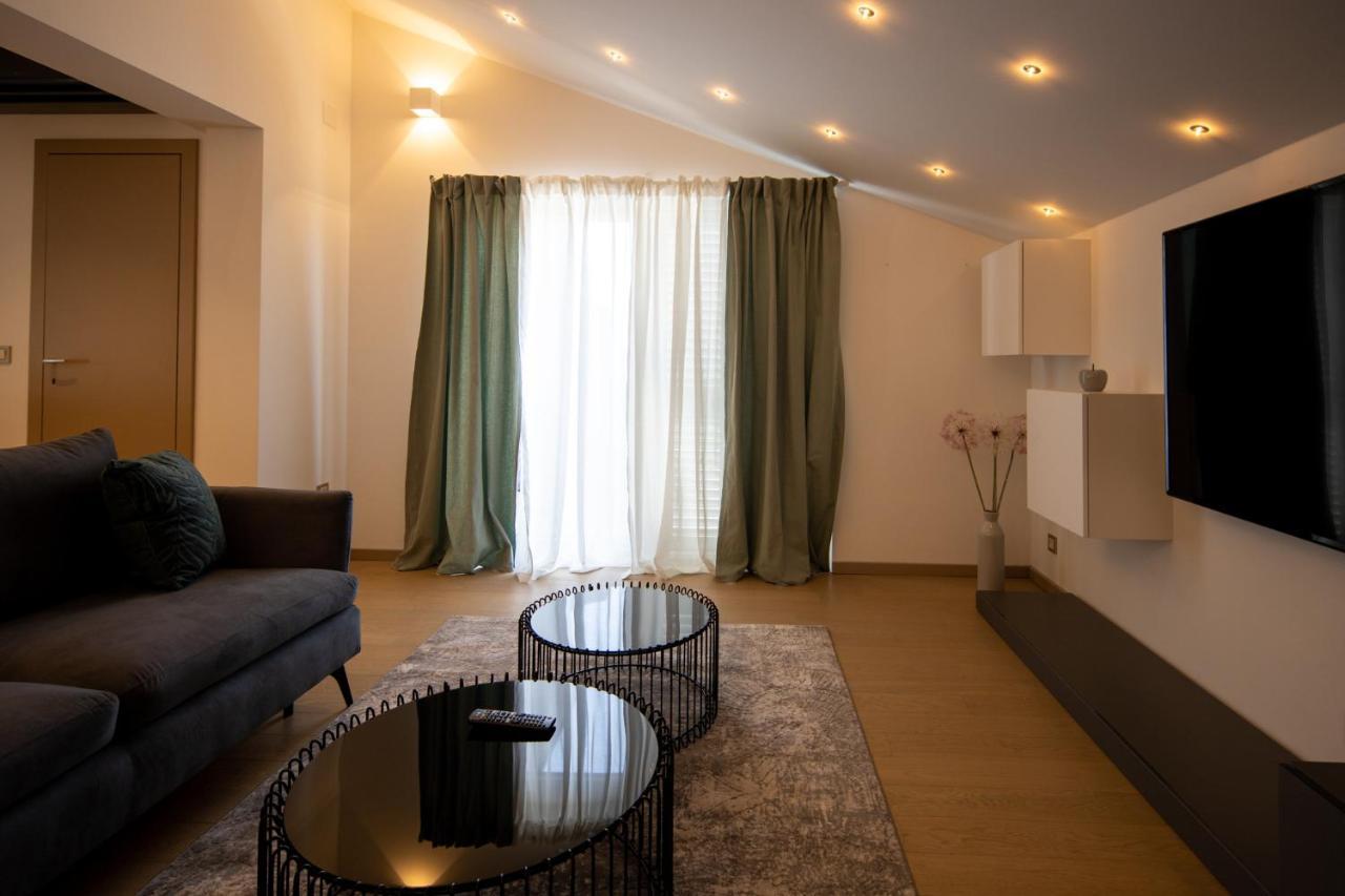 ביוגראד נה מורו Lumaja Luxury Apartman מראה חיצוני תמונה