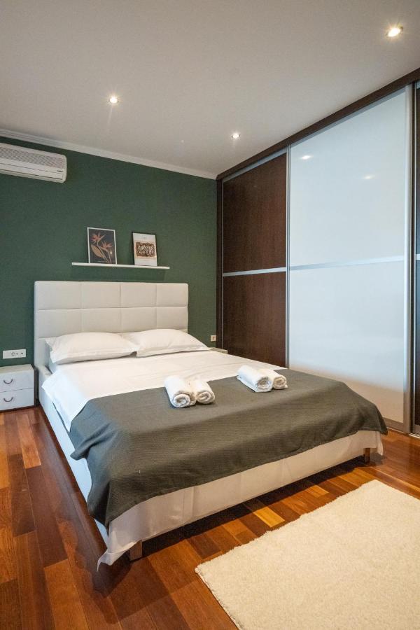 ביוגראד נה מורו Lumaja Luxury Apartman מראה חיצוני תמונה