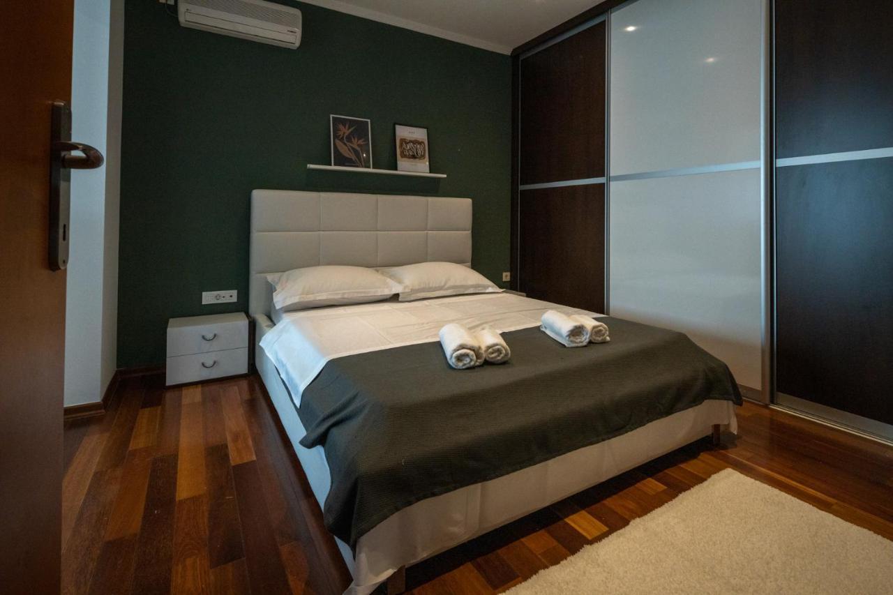 ביוגראד נה מורו Lumaja Luxury Apartman מראה חיצוני תמונה