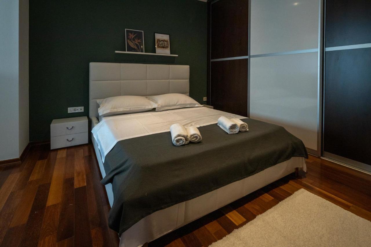ביוגראד נה מורו Lumaja Luxury Apartman מראה חיצוני תמונה