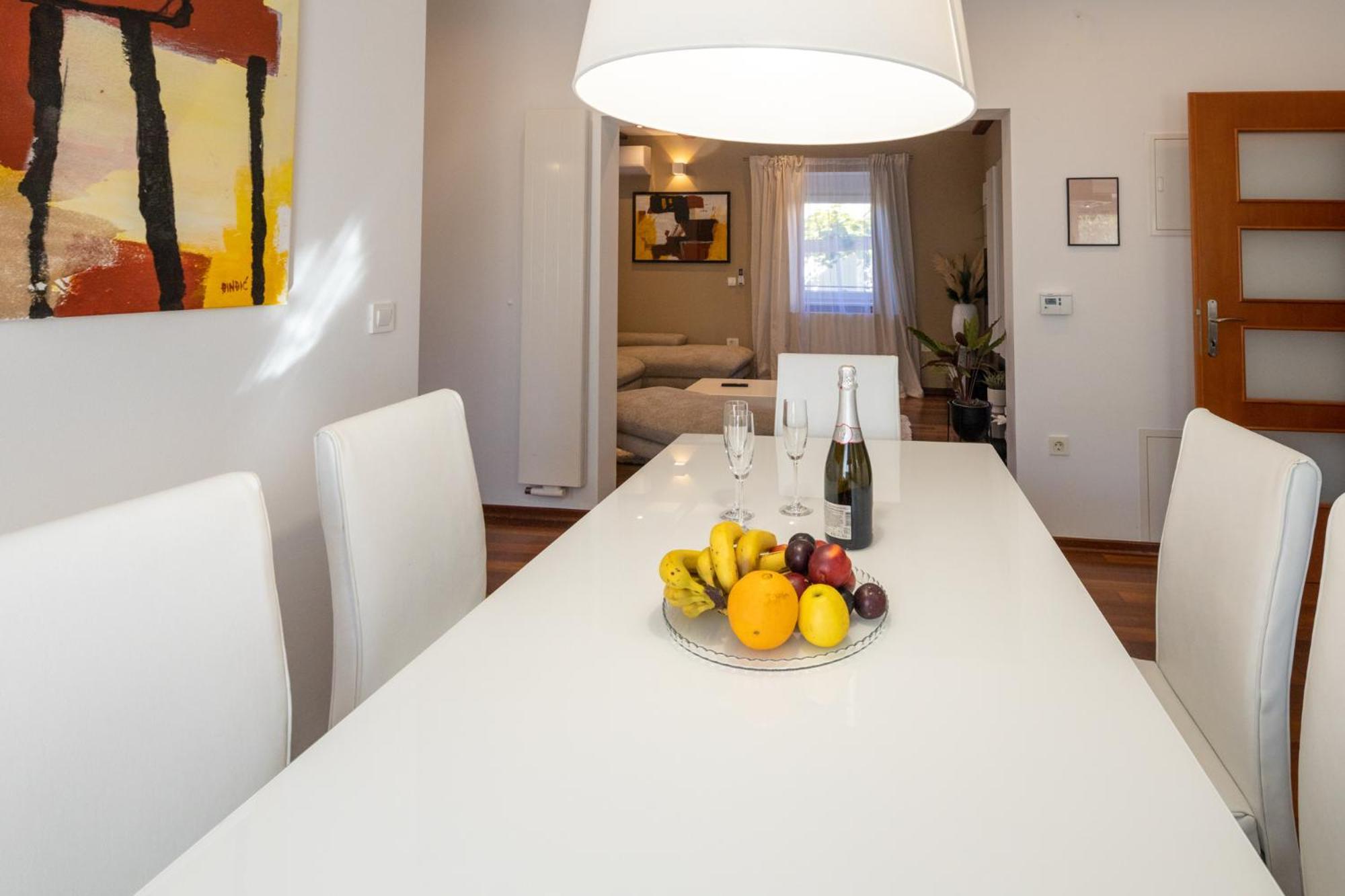 ביוגראד נה מורו Lumaja Luxury Apartman מראה חיצוני תמונה