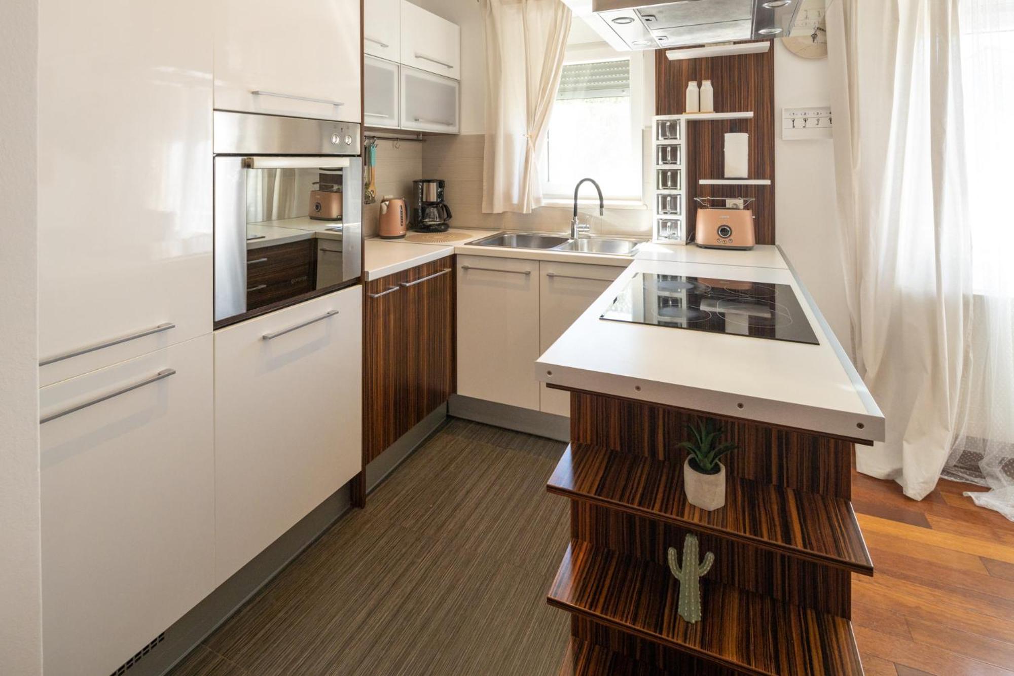 ביוגראד נה מורו Lumaja Luxury Apartman מראה חיצוני תמונה