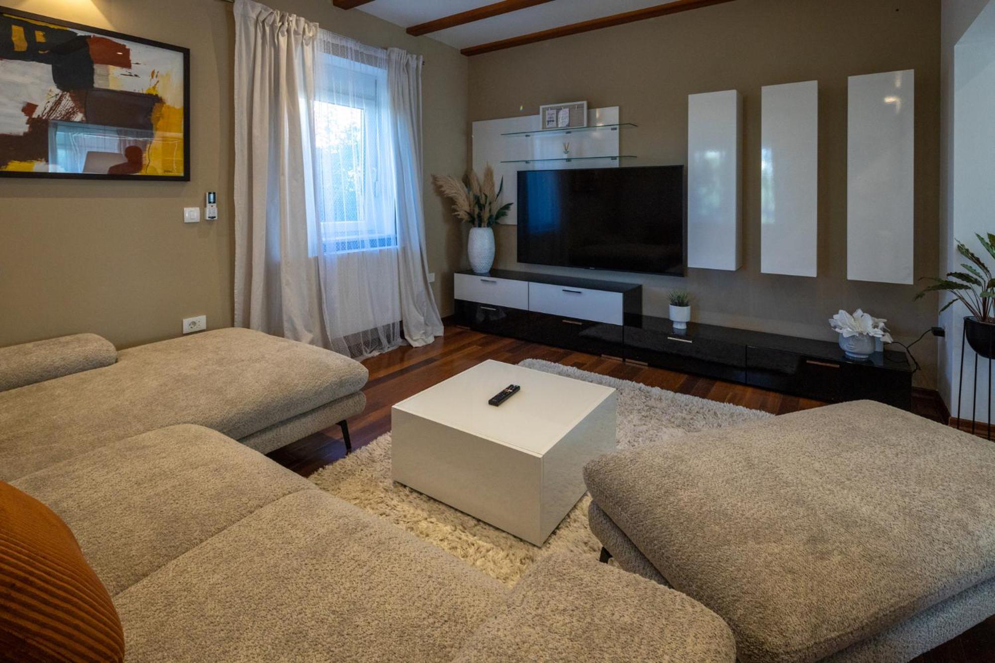 ביוגראד נה מורו Lumaja Luxury Apartman מראה חיצוני תמונה